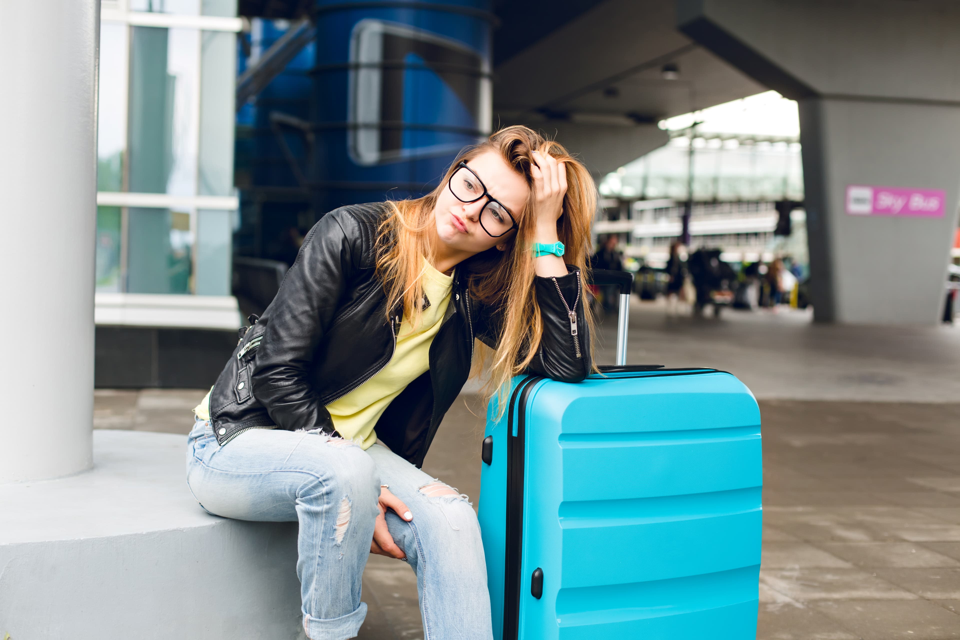 ¿Qué pasa si mi vuelo se retrasa 3 horas? Todos tus derechos